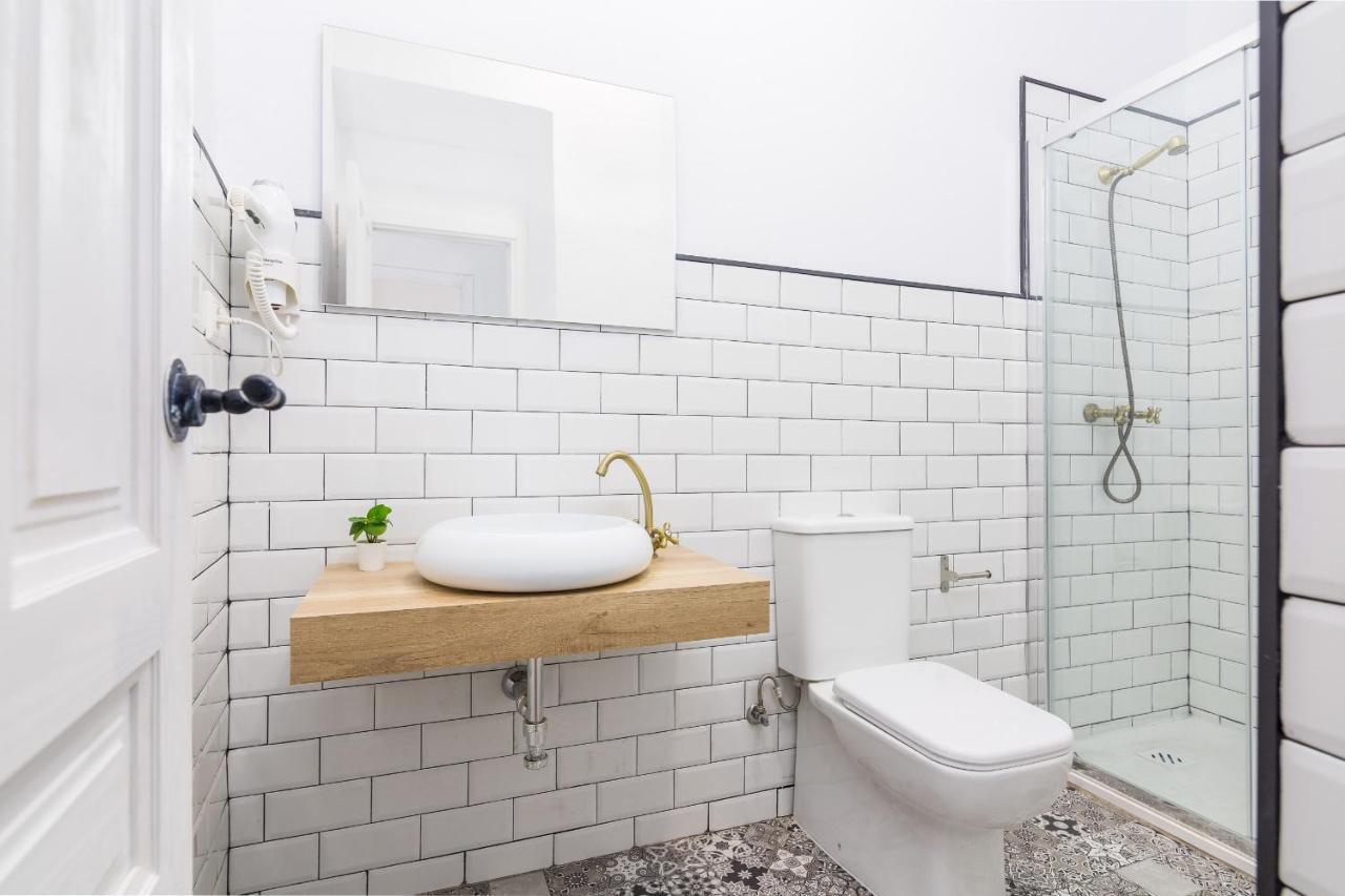 Suite Homes Apartamentos Plaza De La Merced Málaga Kültér fotó