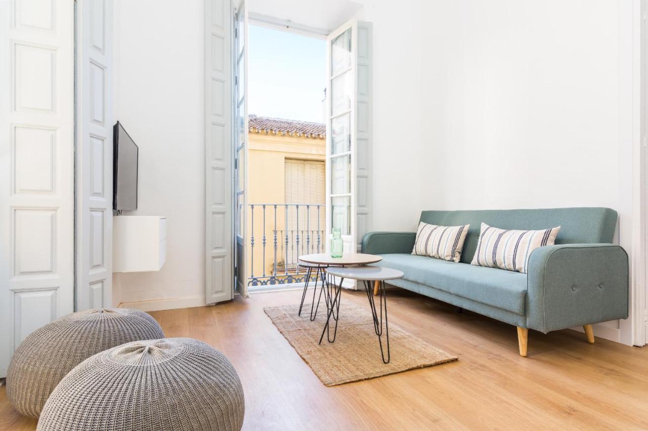 Suite Homes Apartamentos Plaza De La Merced Málaga Kültér fotó