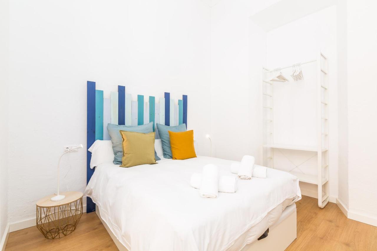 Suite Homes Apartamentos Plaza De La Merced Málaga Kültér fotó